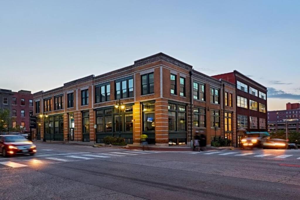 2Br 2Ba Loft Downtown Kc In Historic Building-201 Appartement Kansas City Buitenkant foto